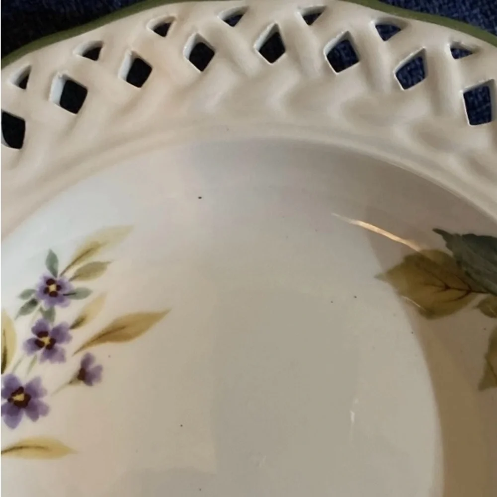 Hand painted BRUNELLI Ceramic Pierced Rimmed 11.75” TIFFANY Set Of 2